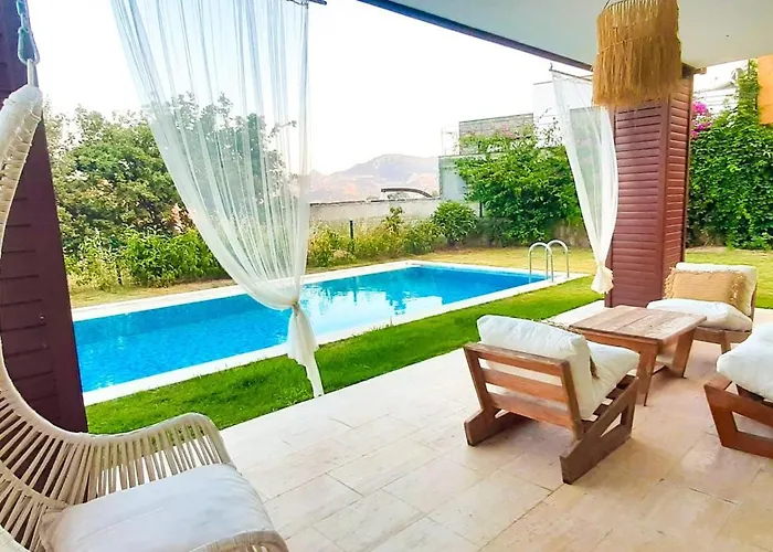 Private With Pool And Garden فيلة بودروم