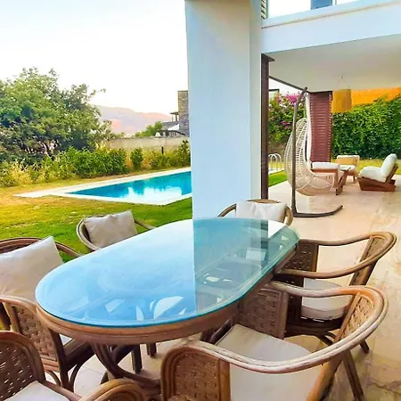 Private With Pool And Garden *